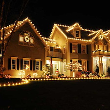 Memorable-Christmas-Light-Installation-at-a-House-in-Sparta-NJ 0